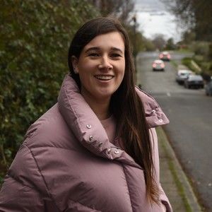 Meet your Posher, Alexis